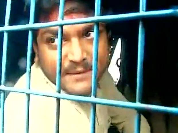 hardikpatelbookedforseditionoverallegedkillcopsremarks